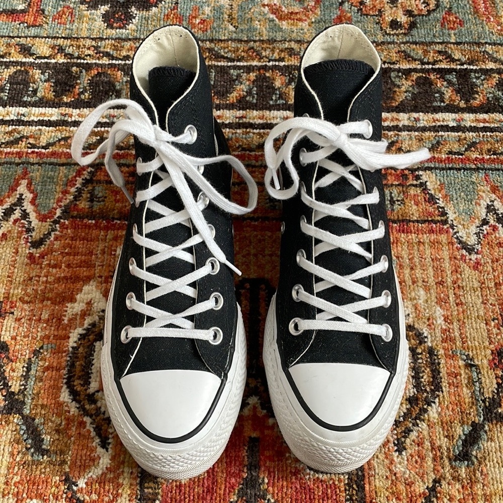 Women’s Converse Canvas Platform Chuck Taylor All Star